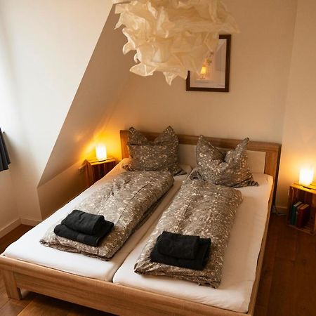 Woelkchen - Wohnung Mit Balkon, Holzdielen & Tv Bremerhaven Bagian luar foto