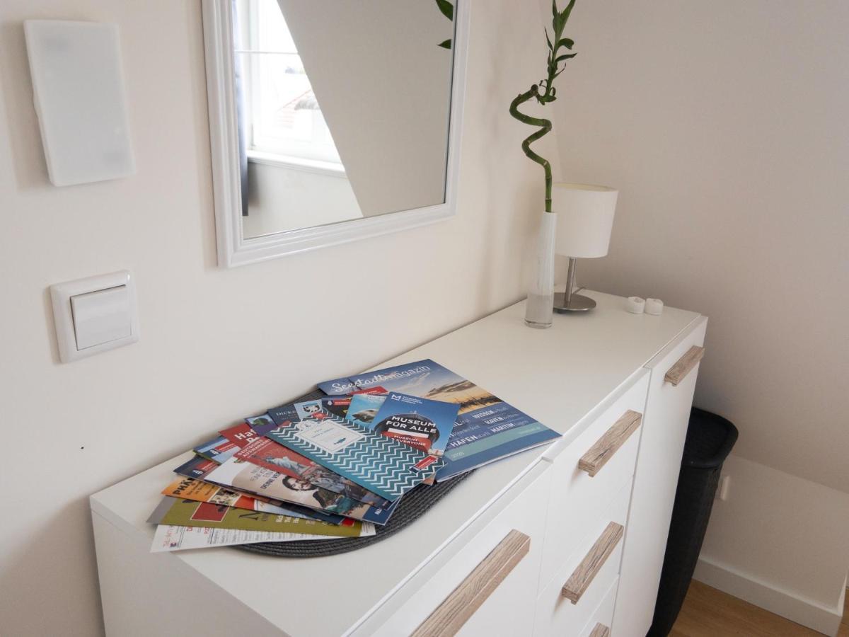 Woelkchen - Wohnung Mit Balkon, Holzdielen & Tv Bremerhaven Bagian luar foto